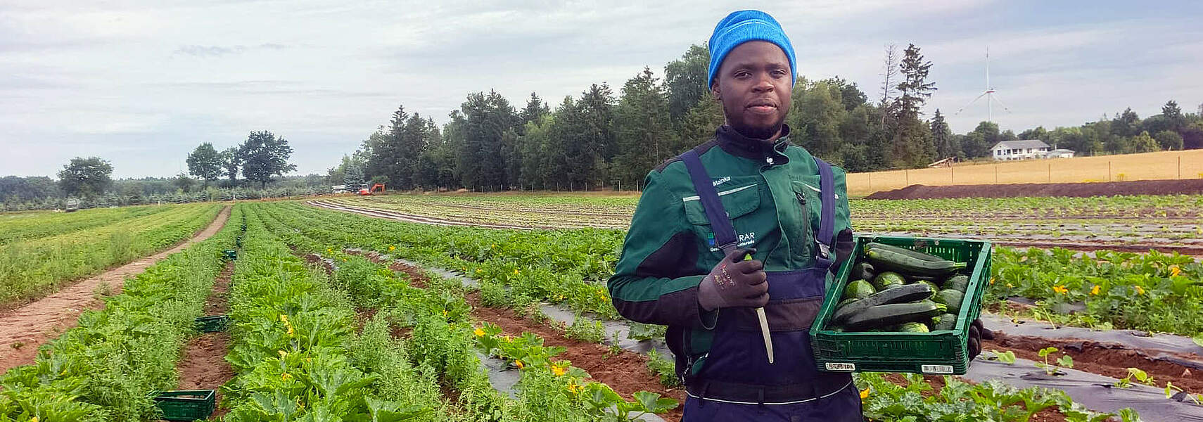 Sechs junge Landwirtinnen und Landwirte aus Uganda absolvieren Austausch in Deutschland