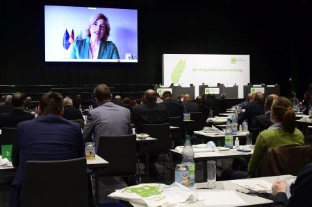 BM_Kloeckner_Quelle_Barbara_Neumann-DBV__1__halb.jpg