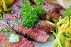 steak-3640560_1920_pixabay_RitaE.jpg