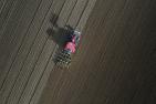 tractor-5811824_1920_pixabay_Melrose247.jpg