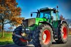 fendt-3627024_1920_pixabay_InsaPictures.jpg