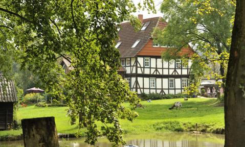 Niedersachsen_Hof_Bleckert_1056_Quelle_Landsichten.JPG