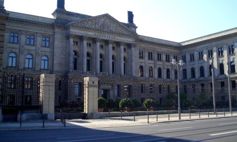 federal-council-250503_1920_pixabay_-_erge.jpg