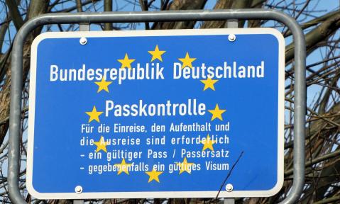 federal-republic-of-1095637_1920_pixabay-Heike_Schonert.jpg