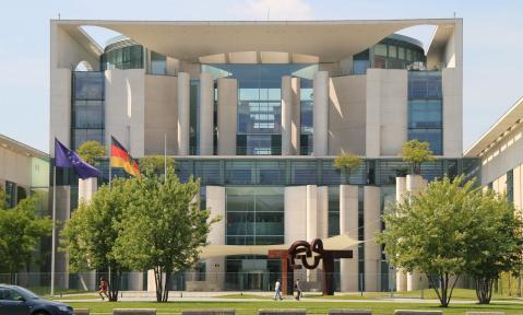 chancellery-9971_1920_pixabay-PixelAnarchy.jpg
