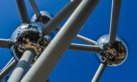 atomium-3606467_1920_pixabay_Dimitris_Vetsikas.jpg