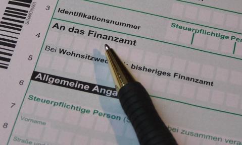tax-office-233345_1920_pixabay_falco_schn.jpg