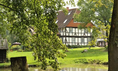 Niedersachsen_Hof_Bleckert_1056_Quelle_Landsichten_web.jpg