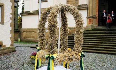 Foto_Erntekrone_kleiner.jpg