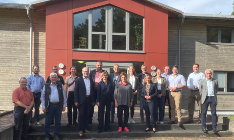Gruppenfoto_web.png