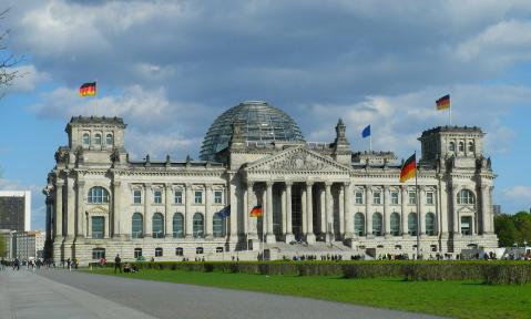 parliament-324956_1920_pixabay_karlherl.jpg