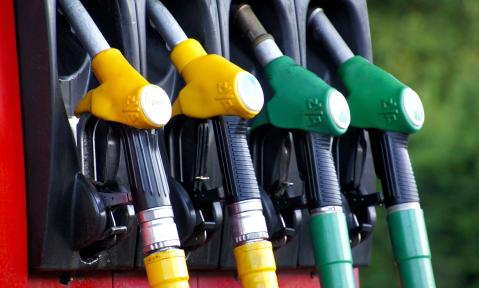 fuel-1596622_1920_pixabay-IADE-Michoko.jpg