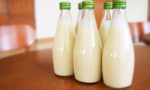 milk-1223800_pixabay_falovelykids.jpg