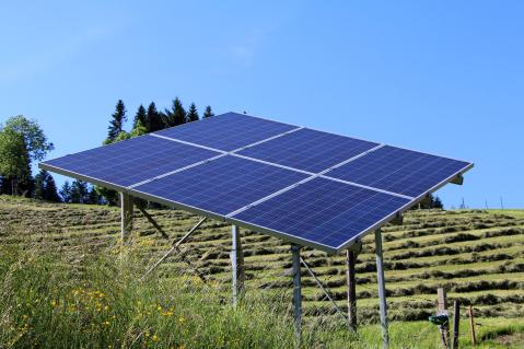 solar-energy-2392184_1920_pixabay_atimedia.jpg