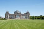the-reichstag-building-berlin-4937827_pixabay_hkama.jpg